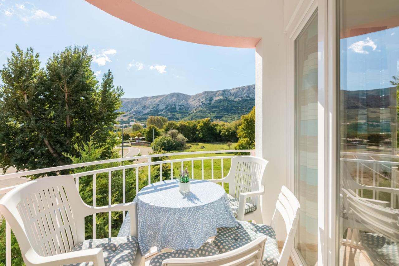 Beautiful Apartment Lovorka 6 , Baska, Krk Luaran gambar