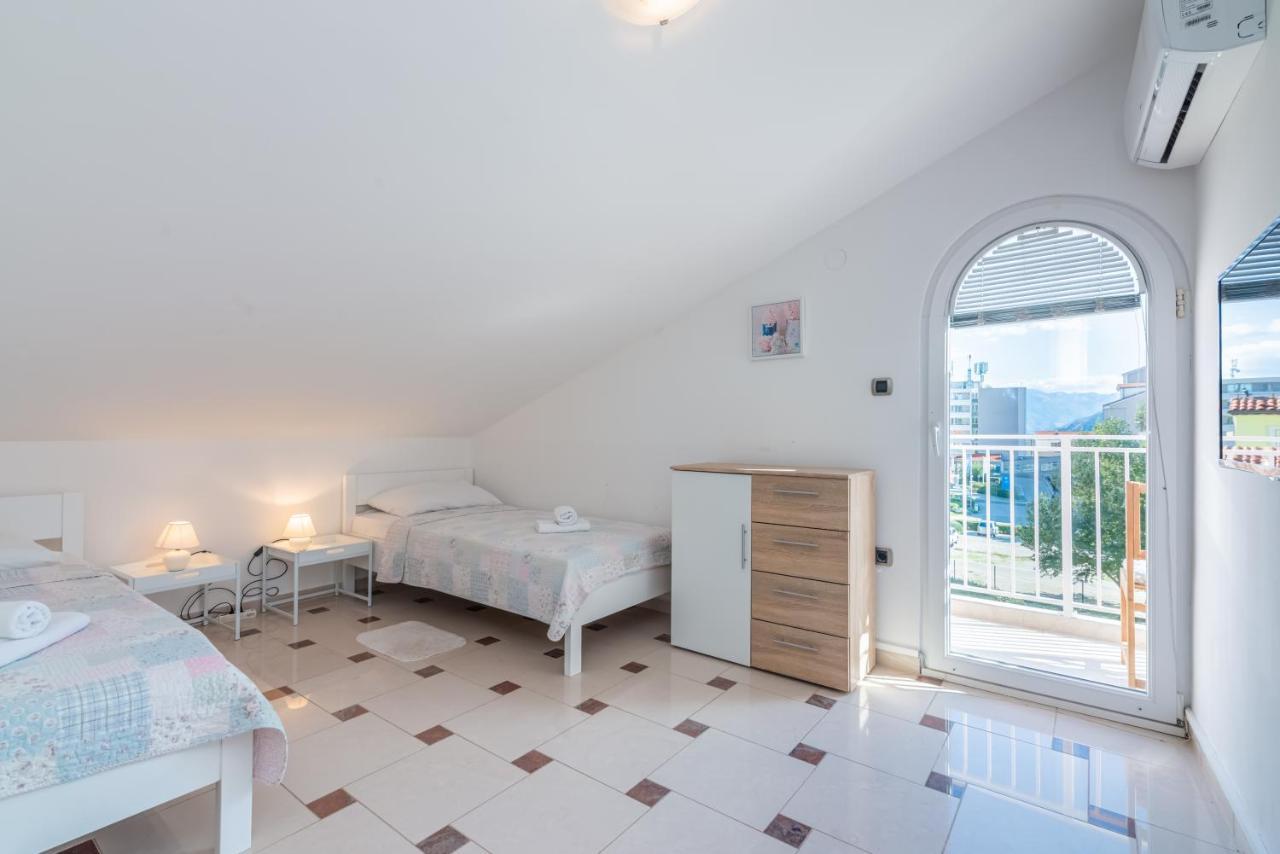 Beautiful Apartment Lovorka 6 , Baska, Krk Luaran gambar