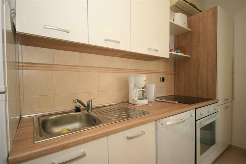 Beautiful Apartment Lovorka 6 , Baska, Krk Luaran gambar